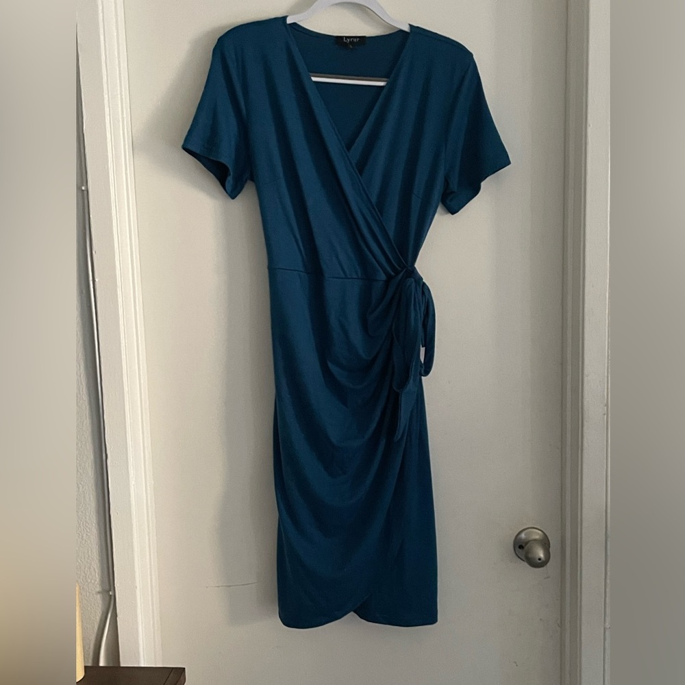 Lyrur dress